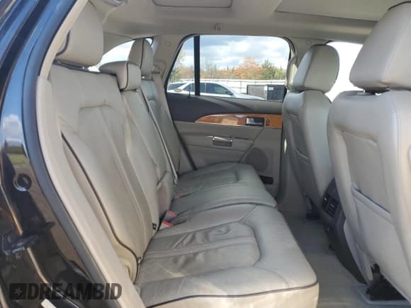 ✅ 2014 Lincoln MKX • VIN: 2LMDJ8JK6EBL10270 • Lot: 89815475. Wystawiony na Copart z przebiegiem 198 150 mil. Bezpłatny archiwum sprzedaży aukcyjnych z USA i szczegółowy raport historii pojazdu na DreamBid. Zdjęcie 11.