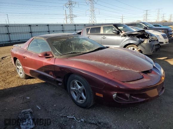 ✅ 2000 Pontiac Firebird Firebird • VIN: 2G2FS22K1Y2102369 • Lot: 92342035. Listed on Copart with 166,392 mi. Free auction sales archive from the USA and detailed vehicle history report at DreamBid. Image 4.