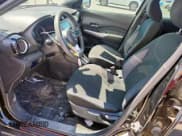 ✅ 2018 Nissan Kicks SR • VIN: 3N1CP5CU5JL520383 • Лот: 81461425. Опубликован ранее на Copart с пробегом 77 346 миль. Бесплатный доступ к архиву аукционных продаж из США и подробный отчёт об истории автомобиля на DreamBid. Изображение 7.