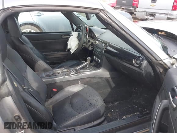 ✅ 2013 Mazda MX-5 Miata Grand Touring • VIN: JM1NC2PF4D0230567 • Лот: 41605492. Опубликован ранее на IAAI с пробегом 133 908 миль. Бесплатный доступ к архиву аукционных продаж из США и подробный отчёт об истории автомобиля на DreamBid. Изображение 5.