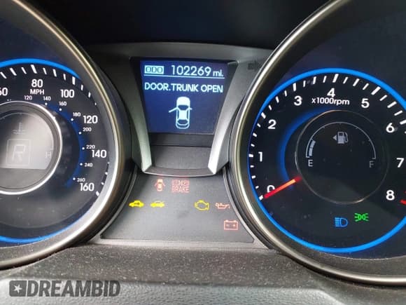 ✅ 2013 Hyundai Genesis Coupe R-Spec • VIN: KMHHT6KD9DU094919 • Lot: 41871804. Wystawiony na IAAI z przebiegiem 102 269 mil. Bezpłatny archiwum sprzedaży aukcyjnych z USA i szczegółowy raport historii pojazdu na DreamBid. Zdjęcie 7.