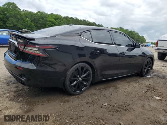 ✅ 2019 Nissan Maxima Platinum • VIN: 1N4AA6AV7KC382825 • Lot: 59570035. Wystawiony na Copart z przebiegiem 59 549 mil. Bezpłatny archiwum sprzedaży aukcyjnych z USA i szczegółowy raport historii pojazdu na DreamBid. Zdjęcie 3.