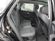 ✅ 2024 Audi Q5 Premium • VIN: WA1ABAFY3R2088765 • Лот: 90124635. Опубликован ранее на Copart с пробегом 30 624 миль. Бесплатный доступ к архиву аукционных продаж из США и подробный отчёт об истории автомобиля на DreamBid. Изображение 11.