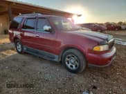 ✅ 2001 Lincoln Navigator • VIN: 5LMEU27A21LJ07189 • Лот: 93109925. Опубликован ранее на Copart с пробегом Не указан. Бесплатный доступ к архиву аукционных продаж из США и подробный отчёт об истории автомобиля на DreamBid. Изображение 4.