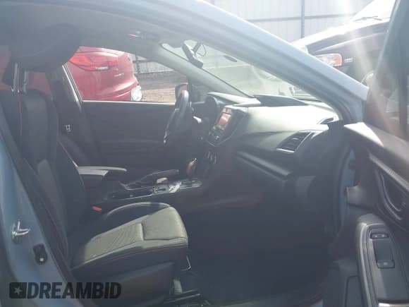 ✅ 2023 Subaru Crosstrek Premium • VIN: JF2GTAPC5PH311772 • Lot: 43592178. Wystawiony na IAAI z przebiegiem 30 232 mil. Bezpłatny archiwum sprzedaży aukcyjnych z USA i szczegółowy raport historii pojazdu na DreamBid. Zdjęcie 5.