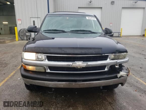 ✅ 2004 Chevrolet Suburban LS • VIN: 1GNFK16Z74J136696 • Лот: 86549784. Опубликован ранее на Copart с пробегом 218 908 миль. Бесплатный доступ к архиву аукционных продаж из США и подробный отчёт об истории автомобиля на DreamBid. Изображение 5.