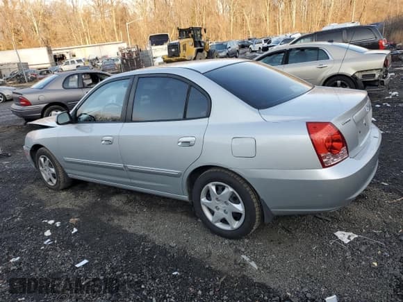 ✅ 2005 Hyundai Elantra GLS • VIN: KMHDN46D05U042085 • Lot: 86144854. Wystawiony na Copart z przebiegiem 124 949 mil. Bezpłatny archiwum sprzedaży aukcyjnych z USA i szczegółowy raport historii pojazdu na DreamBid. Zdjęcie 2.