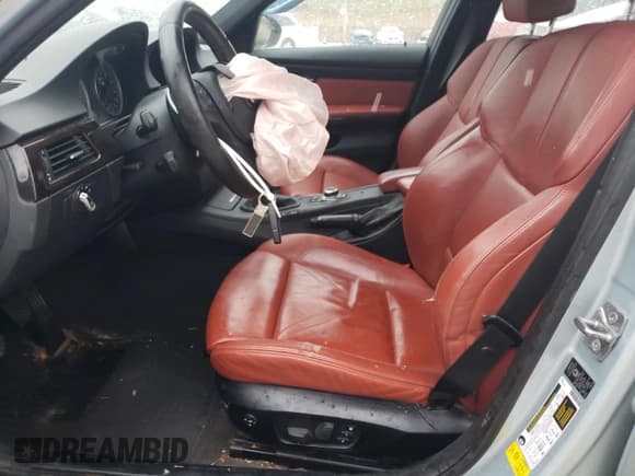 ✅ 2011 BMW M3 • VIN: WBSPM9C5XBE202485 • Лот: 86161984. Опубликован ранее на Copart с пробегом Не указан. Бесплатный доступ к архиву аукционных продаж из США и подробный отчёт об истории автомобиля на DreamBid. Изображение 7.