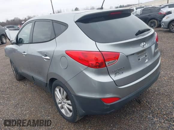 ✅ 2011 Hyundai Tucson GLS • VIN: KM8JU3AC3BU310735 • Лот: 40955650. Размещён на IAAI с пробегом Не указан миль. Получите бесплатный доступ к архиву аукционных продаж из США и посмотрите подробный отчёт об истории автомобиля на DreamBid. Изображение 3.