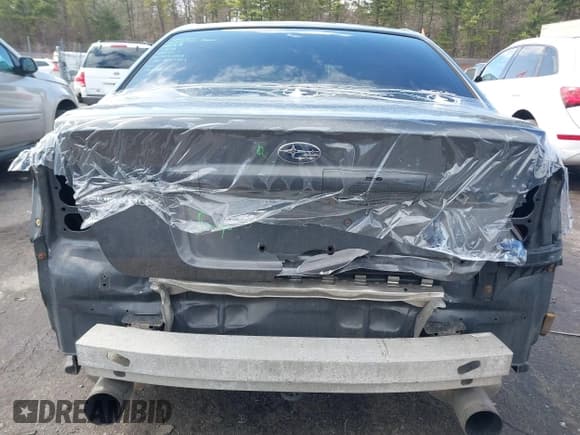 ✅ 2008 Subaru Legacy GT Limited • VIN: 4S3BL676084208896 • Lot: 41963922. Listed on IAAI with 259,860 mi. Free auction sales archive from the USA and detailed vehicle history report at DreamBid. Image 6.