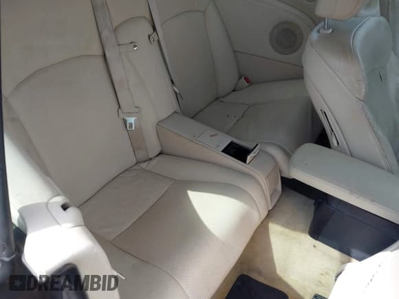 ✅ 2010 Lexus IS 250 C • VIN: JTHFF2C29A2511907 • Lot: 41995448. Listed on IAAI with 206,000 mi. Free auction sales archive from the USA and detailed vehicle history report at DreamBid. Image 8.