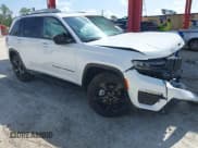 ✅ 2025 Jeep Grand Cherokee Limited • VIN: 1C4RJGBG0SC283119 • Лот: 42287401. Опубликован ранее на IAAI с пробегом 2 721 миль. Бесплатный доступ к архиву аукционных продаж из США и подробный отчёт об истории автомобиля на DreamBid. Изображение 1.