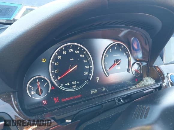 ✅ 2018 BMW M6 • VIN: WBS6G9C56JBM23844 • Лот: 41206052. Опубликован ранее на IAAI с пробегом 32 670 миль. Бесплатный доступ к архиву аукционных продаж из США и подробный отчёт об истории автомобиля на DreamBid. Изображение 7.