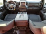 ✅ 2021 Chevrolet Silverado 2500HD Work Truck • VIN: 1GC4WLE7XMF203858 • Лот: 77006204. Опубликован ранее на Copart с пробегом 84 017 миль. Бесплатный доступ к архиву аукционных продаж из США и подробный отчёт об истории автомобиля на DreamBid. Изображение 8.