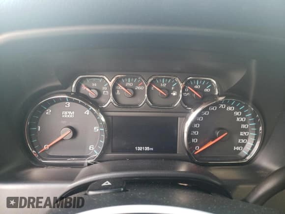 ✅ 2018 Chevrolet Silverado 1500 LT • VIN: 1GCVKREH5JZ160746 • Lot: 42402885. Listed on Copart with 132,135 mi. Free auction sales archive from the USA and detailed vehicle history report at DreamBid. Image 9.