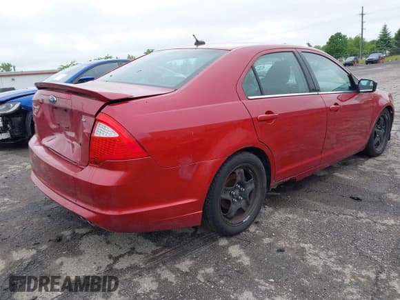 ✅ 2010 Ford Fusion SE • VIN: 3FAHP0HA2AR170198 • Lot: 42338208. Listed on IAAI with 173,376 mi. Free auction sales archive from the USA and detailed vehicle history report at DreamBid. Image 4.