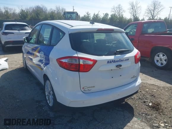✅ 2014 Ford C-Max SE • VIN: 1FADP5AU3EL502556 • Лот: 42050376. Опубликован ранее на IAAI с пробегом 130 969 миль. Бесплатный доступ к архиву аукционных продаж из США и подробный отчёт об истории автомобиля на DreamBid. Изображение 3.