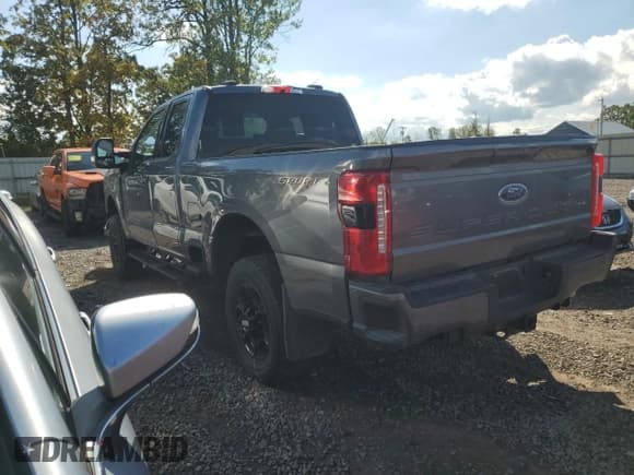 ✅ 2024 Ford F-250 • VIN: 1FT8X2BN5RED77555 • Лот: 83843285. Опубликован ранее на Copart с пробегом 33 449 миль. Бесплатный доступ к архиву аукционных продаж из США и подробный отчёт об истории автомобиля на DreamBid. Изображение 2.