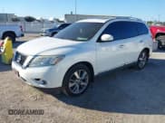 ✅ 2014 Nissan Pathfinder S • VIN: 5N1AR2MM0EC640150 • Lot: 43267387. Listed on IAAI with 229,317 mi. Free auction sales archive from the USA and detailed vehicle history report at DreamBid. Image 2.