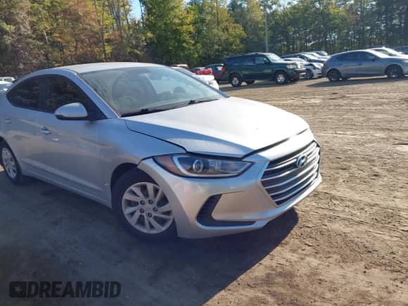 2018 Hyundai Elantra SE с VIN 5NPD74LFXJH339745, выставлен на аукционе IAAI как лот 43390253 с пробегом 218 099 миль миль и . История ставок и продаж доступна на DreamBid. Изображение 1.