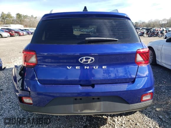 ✅ 2022 Hyundai Venue SEL • VIN: KMHRC8A30NU207490 • Lot: 42017395. Listed on Copart with 71,423 mi. Free auction sales archive from the USA and detailed vehicle history report at DreamBid. Image 6.