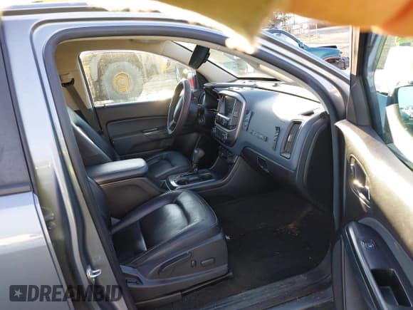 ✅ 2018 Chevrolet Colorado 4WD Z71 • VIN: 1GCPTDE15J1157047 • Лот: 41601486. Опубликован ранее на IAAI с пробегом 66 745 миль. Бесплатный доступ к архиву аукционных продаж из США и подробный отчёт об истории автомобиля на DreamBid. Изображение 5.