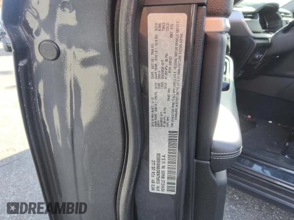 ✅ 2022 Jeep Grand Cherokee Limited • VIN: 1C4RJKBG9N8586538 • Lot: 84003995. Listed on Copart with 62,126 mi. Free auction sales archive from the USA and detailed vehicle history report at DreamBid. Image 13.