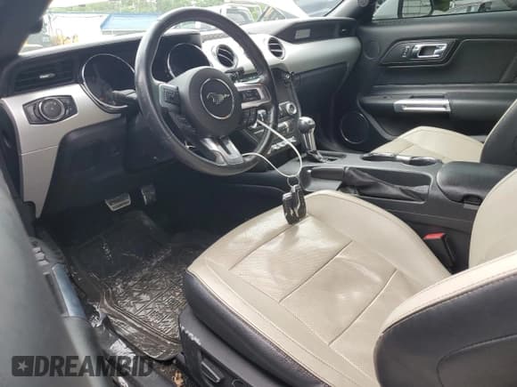 ✅ 2017 Ford Mustang GT Premium • VIN: 1FATP8FF1H5287310 • Lot: 58651515. Listed on Copart with 84,823 mi. Free auction sales archive from the USA and detailed vehicle history report at DreamBid. Image 8.