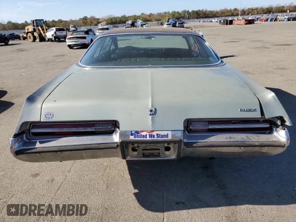 ✅ 1972 Buick LeSabre • VIN: 4N39H2Y229582 • Лот: 77254544. Опубликован ранее на Copart с пробегом 6 654 миль. Бесплатный доступ к архиву аукционных продаж из США и подробный отчёт об истории автомобиля на DreamBid. Изображение 6.