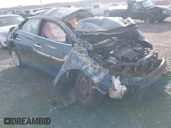 ✅ 2016 Nissan Sentra SR • VIN: 3N1AB7AP5GL639039 • Lot: 41497826. Wystawiony na IAAI z przebiegiem 121 558 mil. Bezpłatny archiwum sprzedaży aukcyjnych z USA i szczegółowy raport historii pojazdu na DreamBid. Zdjęcie 1.