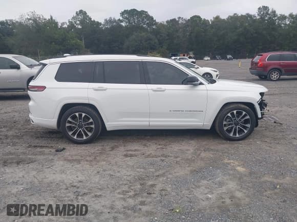 ✅ 2021 Jeep Grand Cherokee Overland • VIN: 1C4RJKDG6M8120190 • Лот: 43414728. Опубликован ранее на IAAI с пробегом 66 646 миль. Бесплатный доступ к архиву аукционных продаж из США и подробный отчёт об истории автомобиля на DreamBid. Изображение 14.