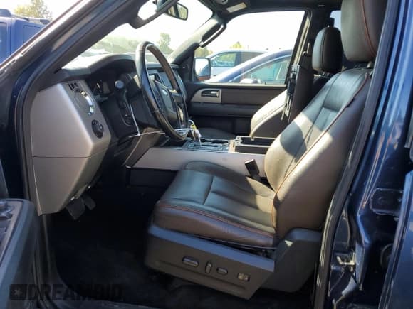 ✅ 2017 Ford Expedition XLT • VIN: 1FMJU1HT0HEA72775 • Лот: 73604534. Опубликован ранее на Copart с пробегом 99 261 миль. Бесплатный доступ к архиву аукционных продаж из США и подробный отчёт об истории автомобиля на DreamBid. Изображение 7.