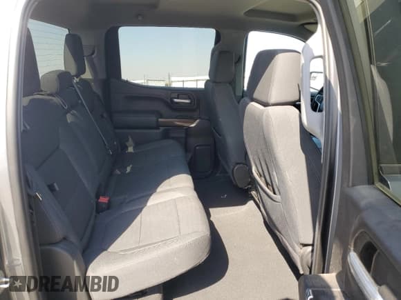 ✅ 2021 Chevrolet Silverado 1500 RST • VIN: 3GCPWDED0MG250677 • Lot: 81416005. Wystawiony na Copart z przebiegiem 61 104 mil. Bezpłatny archiwum sprzedaży aukcyjnych z USA i szczegółowy raport historii pojazdu na DreamBid. Zdjęcie 10.