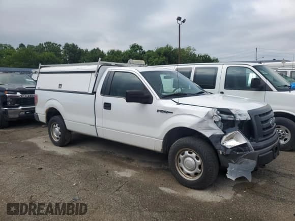 ✅ 2011 Ford F-150 XL • VIN: 1FTMF1EM8BKD83310 • Лот: 62697285. Опубликован ранее на Copart с пробегом 209 402 миль. Бесплатный доступ к архиву аукционных продаж из США и подробный отчёт об истории автомобиля на DreamBid. Изображение 4.