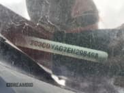 ✅ 2014 Dodge Challenger SXT • VIN: 2C3CDYAG7EH298498 • Lot: 73402014. Wystawiony na Copart z przebiegiem 175 171 mil. Bezpłatny archiwum sprzedaży aukcyjnych z USA i szczegółowy raport historii pojazdu na DreamBid. Zdjęcie 12.