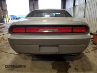 ✅ 2011 Dodge Challenger • VIN: 2B3CJ4DG2BH542807 • Lot: 41513885. Wystawiony na Copart z przebiegiem 50 470 mil. Bezpłatny archiwum sprzedaży aukcyjnych z USA i szczegółowy raport historii pojazdu na DreamBid. Zdjęcie 6.