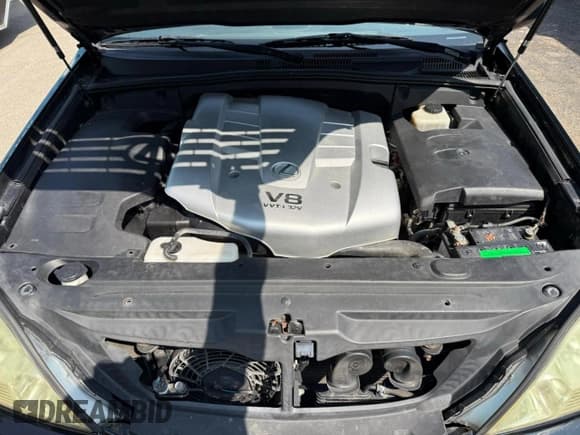 ✅ 2005 Lexus GX 470 • VIN: JTJBT20X050083104 • Lot: 84897035. Wystawiony na Copart z przebiegiem 245 430 mil. Bezpłatny archiwum sprzedaży aukcyjnych z USA i szczegółowy raport historii pojazdu na DreamBid. Zdjęcie 7.