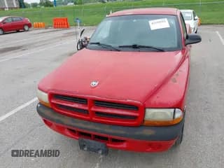 ✅ 1997 Dodge Dakota • VIN: 1B7FL26X4VS173260 • Lot: 42159512. Wystawiony na IAAI z przebiegiem 125 879 mil. Bezpłatny archiwum sprzedaży aukcyjnych z USA i szczegółowy raport historii pojazdu na DreamBid. Zdjęcie 6.