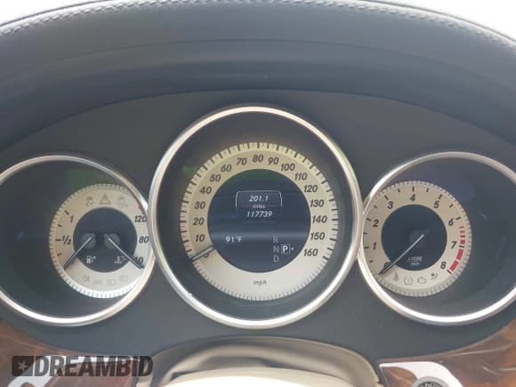 ✅ 2013 Mercedes-Benz CLS 550 • VIN: WDDLJ7DB1DA059112 • Lot: 42369038. Listed on IAAI with 117,739 mi. Free auction sales archive from the USA and detailed vehicle history report at DreamBid. Image 7.