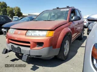 ✅ 2002 Saturn VUE • VIN: 5GZCZ23D12S837410 • Lot: 61551694. Wystawiony na Copart z przebiegiem 137 380 mil. Bezpłatny archiwum sprzedaży aukcyjnych z USA i szczegółowy raport historii pojazdu na DreamBid. Zdjęcie 1.