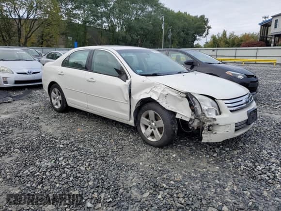 ✅ 2008 Ford Fusion SE • VIN: 3FAHP01118R196814 • Лот: 86227255. Опубликован ранее на Copart с пробегом 66 706 миль. Бесплатный доступ к архиву аукционных продаж из США и подробный отчёт об истории автомобиля на DreamBid. Изображение 4.