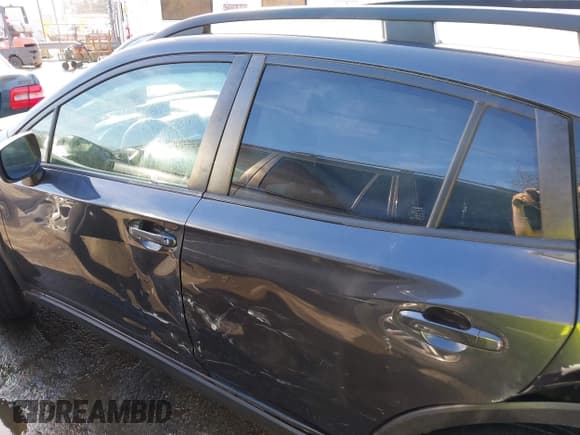 ✅ 2018 Subaru Crosstrek Premium • VIN: JF2GTABC5JG264666 • Lot: 41419678. Wystawiony na IAAI z przebiegiem 56 626 mil. Bezpłatny archiwum sprzedaży aukcyjnych z USA i szczegółowy raport historii pojazdu na DreamBid. Zdjęcie 14.