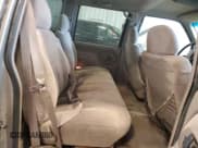 ✅ 2000 GMC Sierra 1500 • VIN: 1GTGC33J5YF462705 • Lot: 89203555. Wystawiony na Copart z przebiegiem Nie podano. Bezpłatny archiwum sprzedaży aukcyjnych z USA i szczegółowy raport historii pojazdu na DreamBid. Zdjęcie 10.