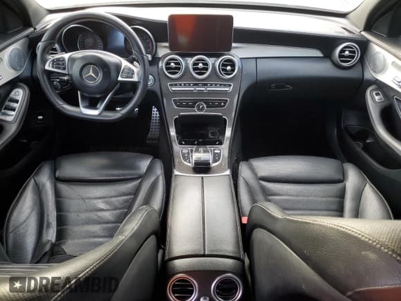 ✅ 2018 Mercedes-Benz C 43 AMG • VIN: 55SWF6EB7JU268342 • Lot: 87055735. Wystawiony na Copart z przebiegiem 119 778 mil. Bezpłatny archiwum sprzedaży aukcyjnych z USA i szczegółowy raport historii pojazdu na DreamBid. Zdjęcie 8.