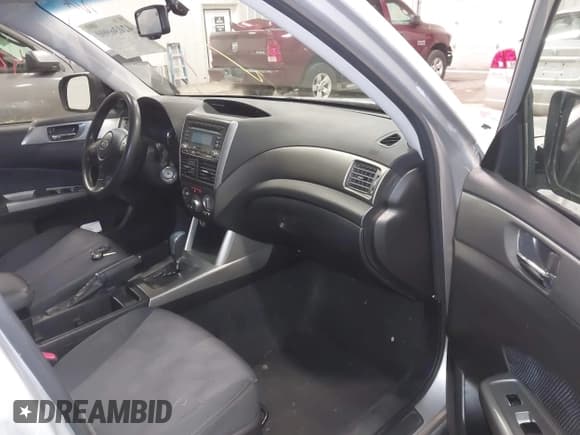 ✅ 2010 Subaru Forester X Premium • VIN: JF2SH6CC5AH710879 • Lot: 42036900. Listed on IAAI with 142,842 mi. Free auction sales archive from the USA and detailed vehicle history report at DreamBid. Image 5.