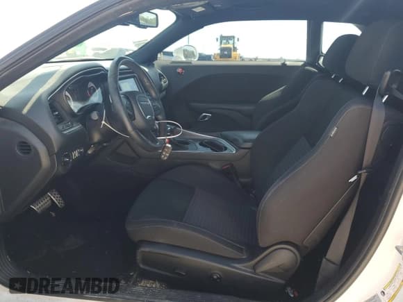 ✅ 2017 Dodge Challenger R/T • VIN: 2C3CDZBT1HH589164 • Лот: 54500425. Опубликован ранее на Copart с пробегом 52 686 миль. Бесплатный доступ к архиву аукционных продаж из США и подробный отчёт об истории автомобиля на DreamBid. Изображение 7.