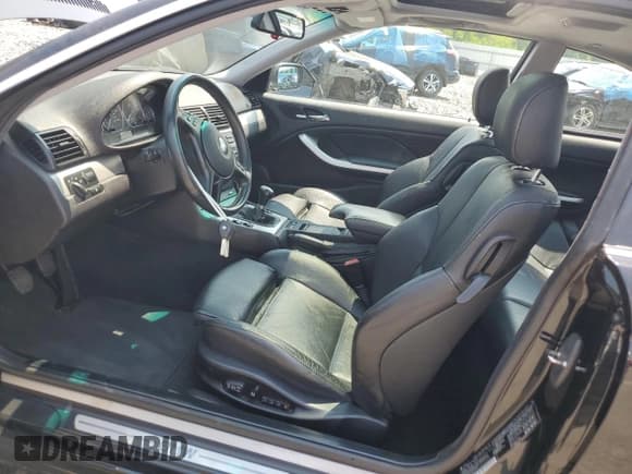 ✅ 2004 BMW 3 Series 330Ci • VIN: WBABD53414PD95621 • Lot: 59430965. Listed on Copart with 223,771 mi. Free auction sales archive from the USA and detailed vehicle history report at DreamBid. Image 7.