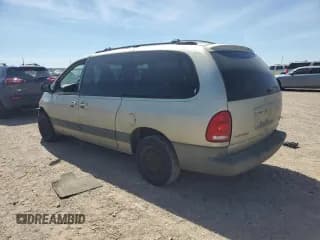 ✅ 2000 Chrysler Grand Voyager • VIN: 2C4GJ44G6YR818392 • Lot: 49536225. Wystawiony na Copart z przebiegiem 230 559 mil. Bezpłatny archiwum sprzedaży aukcyjnych z USA i szczegółowy raport historii pojazdu na DreamBid. Zdjęcie 2.
