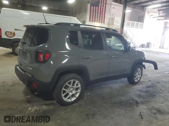✅ 2022 Jeep Renegade Latitude • VIN: ZACNJDB10NPN63189 • Лот: 51943695. Опубликован ранее на Copart с пробегом 45 842 миль. Бесплатный доступ к архиву аукционных продаж из США и подробный отчёт об истории автомобиля на DreamBid. Изображение 3.