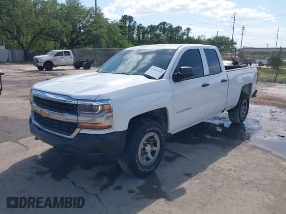 ✅ 2017 Chevrolet Silverado 1500 Work Truck • VIN: 1GCVKNEH3HZ148341 • Lot: 42394962. Wystawiony na IAAI z przebiegiem 180 050 mil. Bezpłatny archiwum sprzedaży aukcyjnych z USA i szczegółowy raport historii pojazdu na DreamBid. Zdjęcie 2.